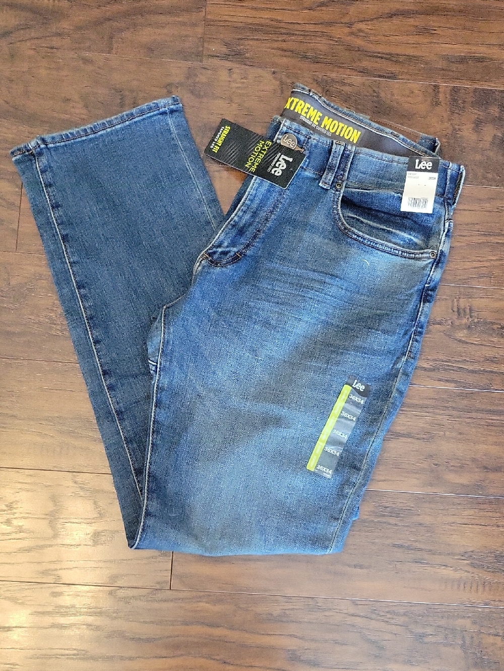 Lee Men's Relaxed Fit Blue Denim Jeans